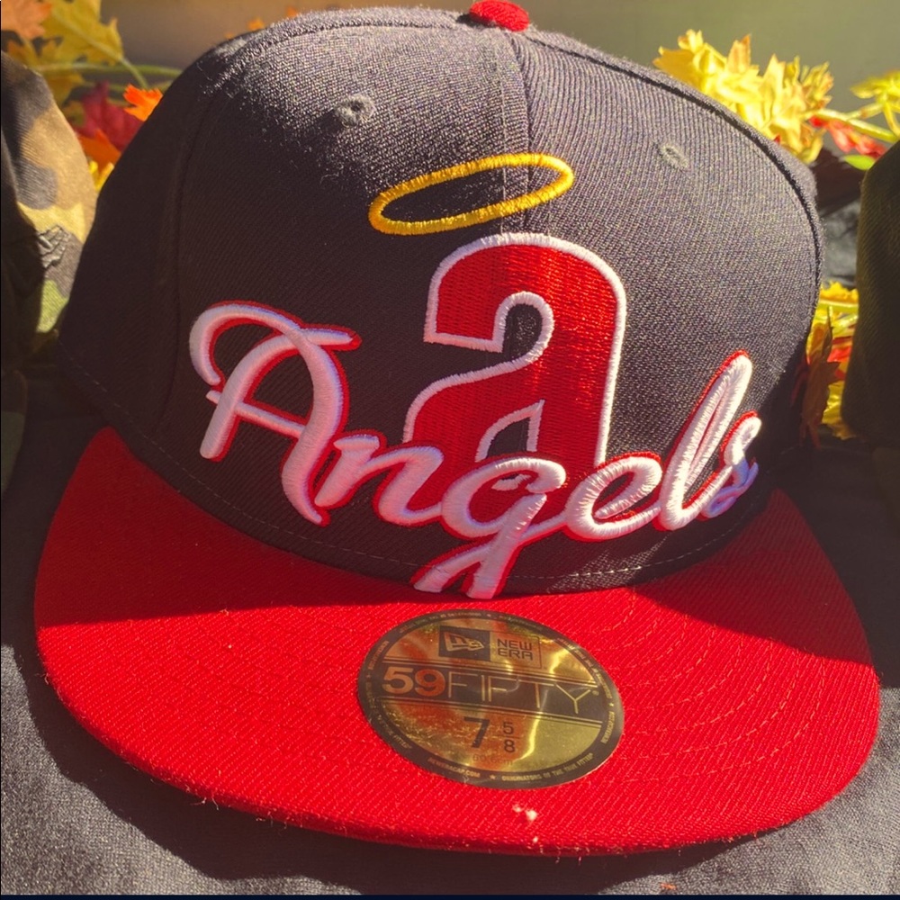 7 5/8  like new ….fitted new era hats